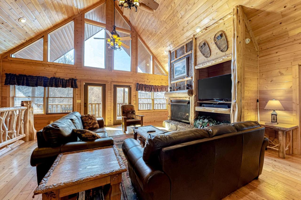 Edge Of The Park Lodge Sevierville Εξωτερικό φωτογραφία