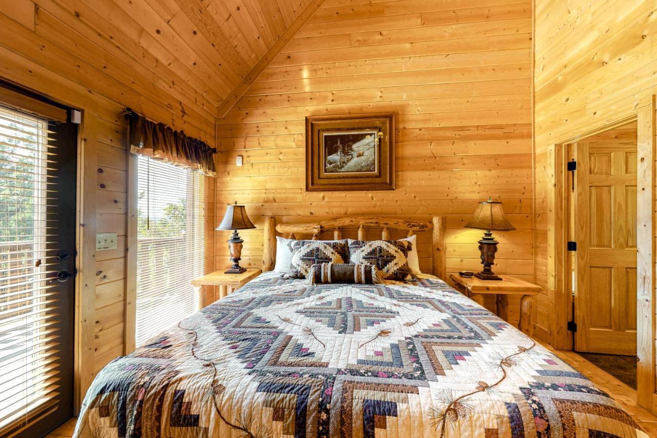 Edge Of The Park Lodge Sevierville Εξωτερικό φωτογραφία