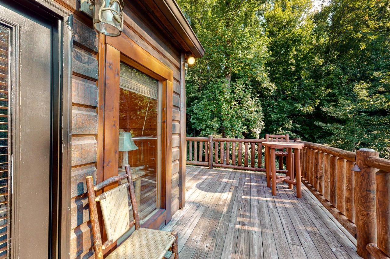 Edge Of The Park Lodge Sevierville Εξωτερικό φωτογραφία