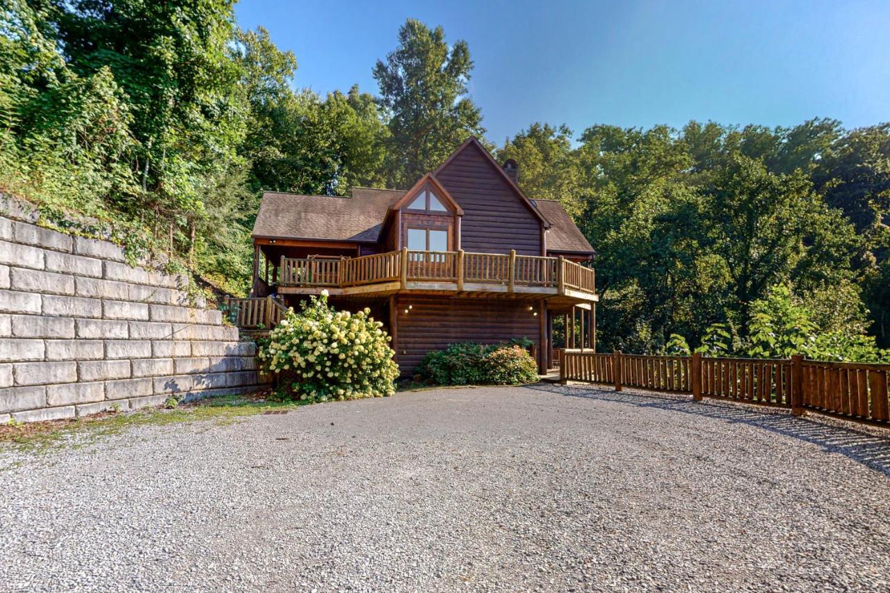 Edge Of The Park Lodge Sevierville Εξωτερικό φωτογραφία