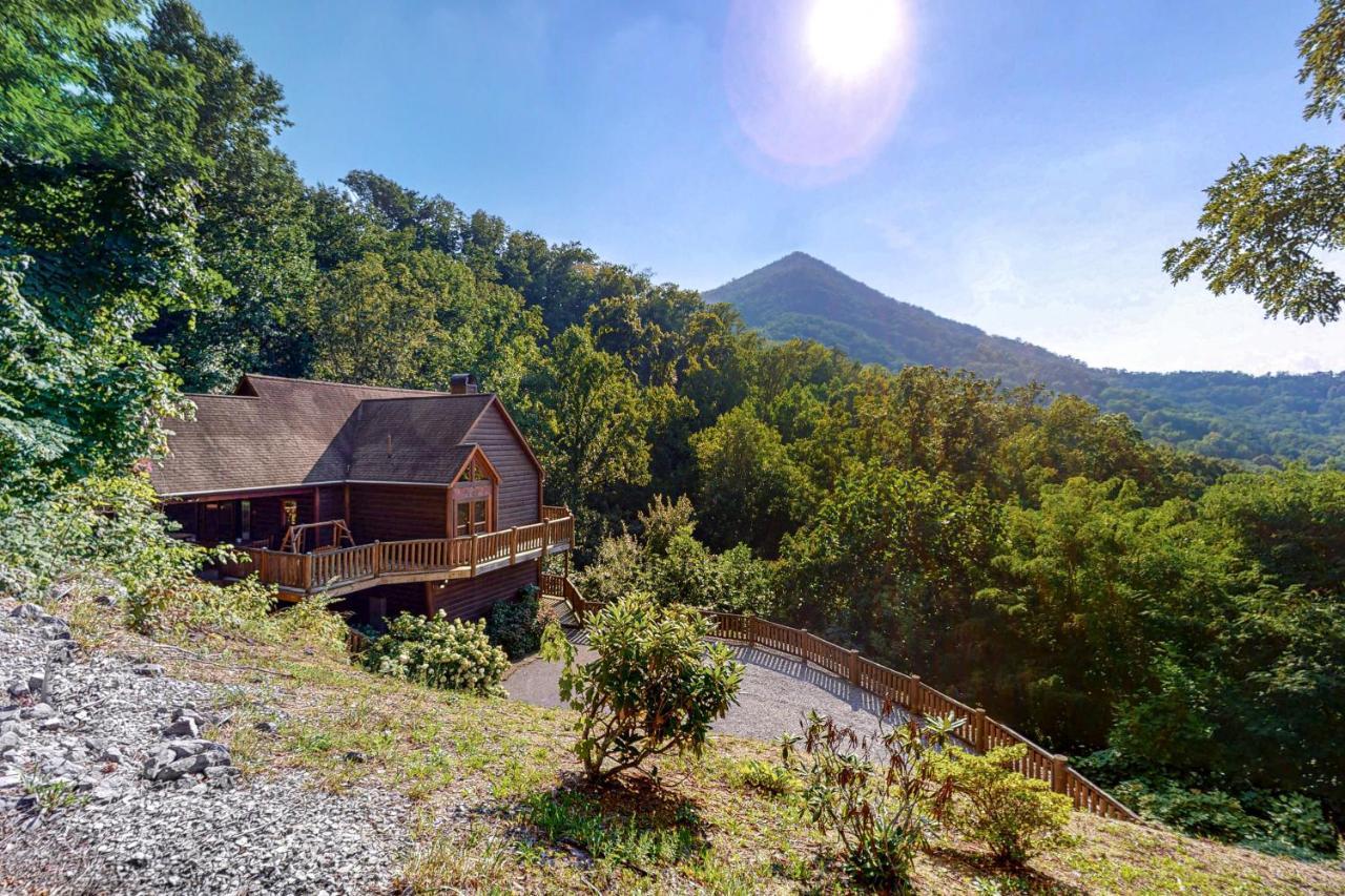 Edge Of The Park Lodge Sevierville Εξωτερικό φωτογραφία