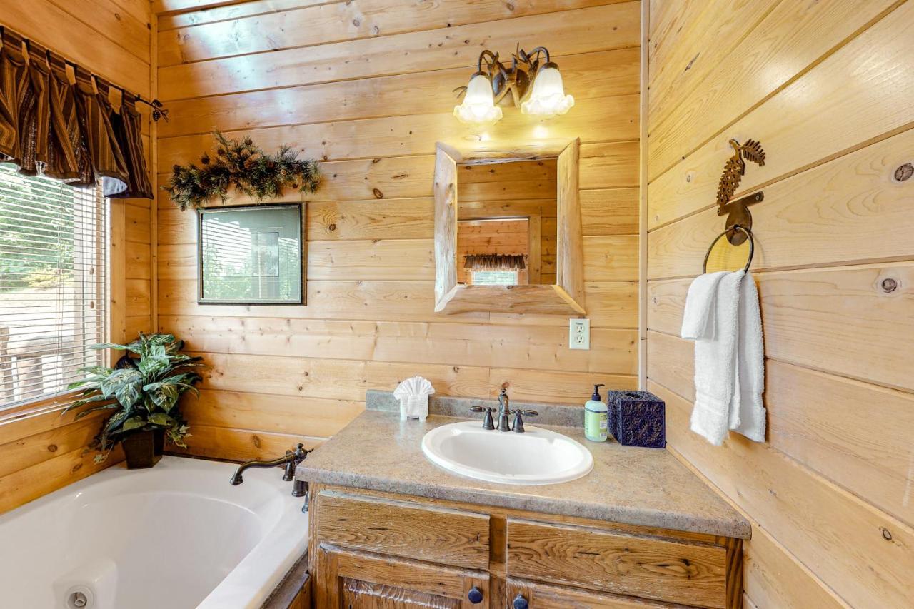 Edge Of The Park Lodge Sevierville Εξωτερικό φωτογραφία